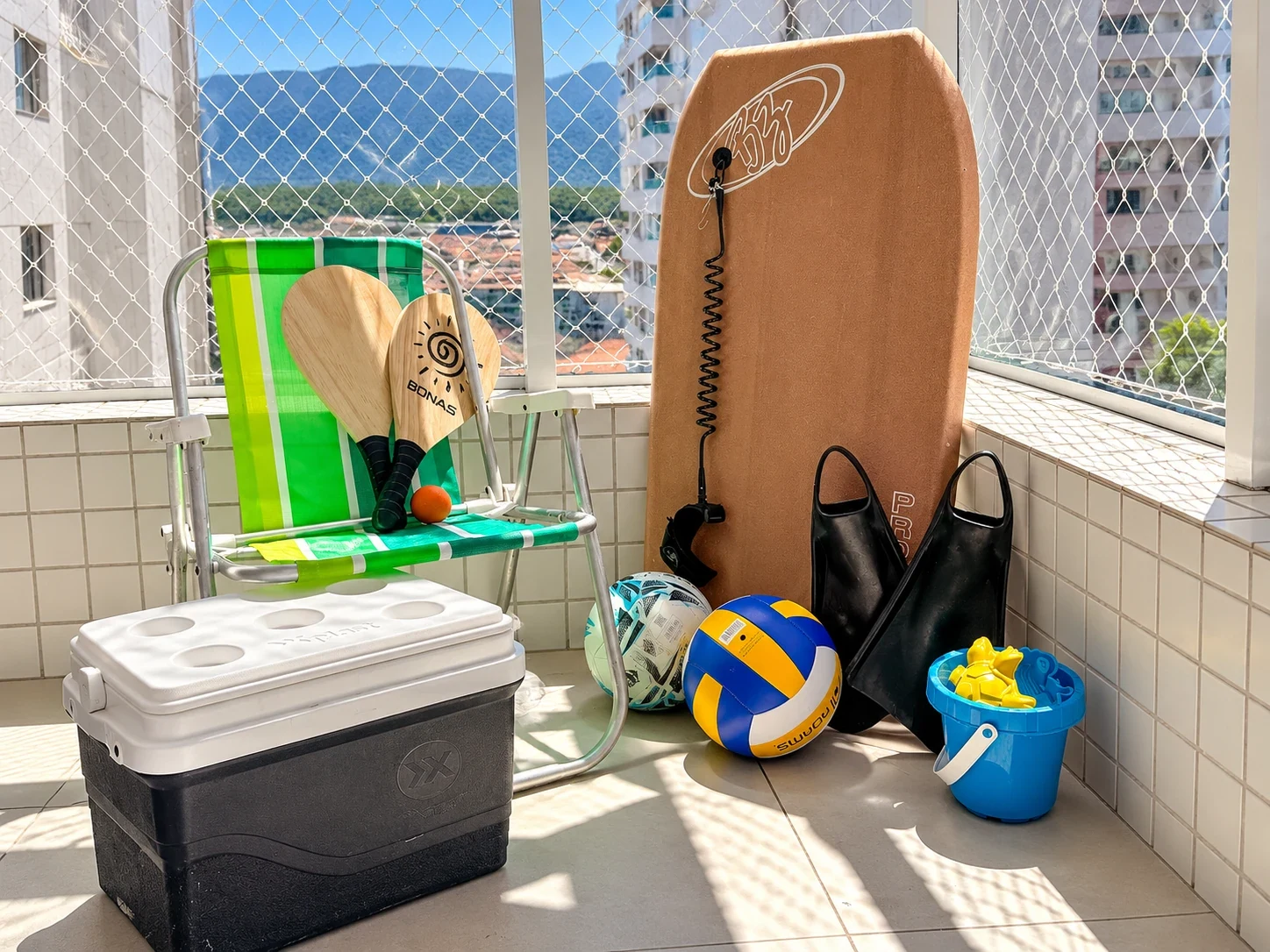Kit de praia, apartamento pé na areia em Praia Grande